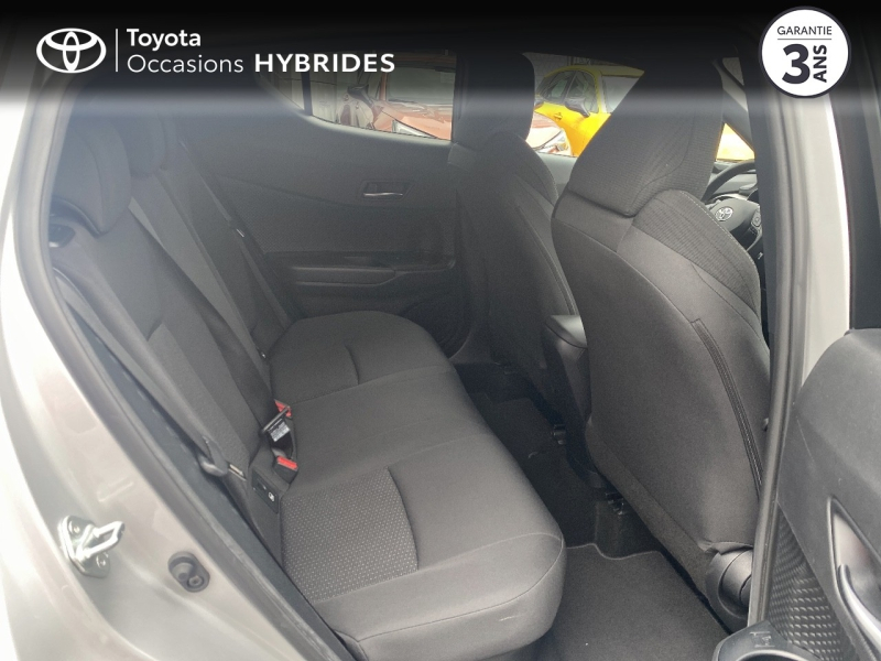 TOYOTA C-HR d’occasion à vendre à AUBIÈRE chez ARVERNE (Photo 7)