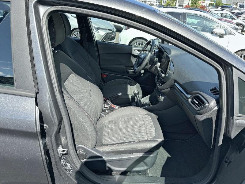 FORD Fiesta d’occasion à vendre à AUBIÈRE chez ARVERNE (Photo 6)