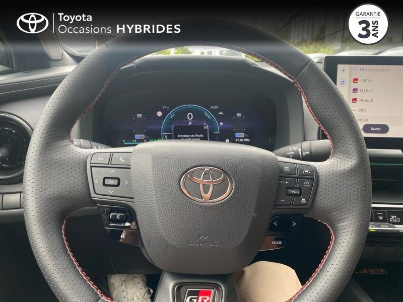 TOYOTA C-HR d’occasion à vendre à AUBIÈRE chez ARVERNE (Photo 9)