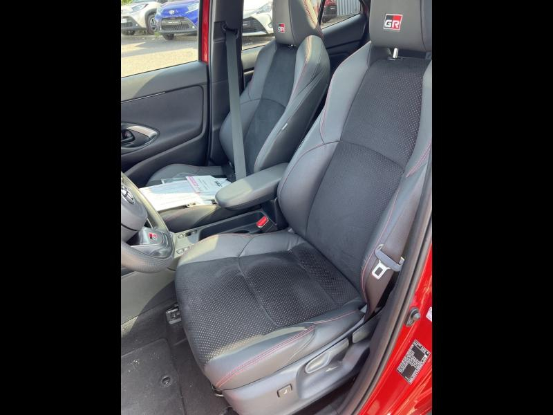 TOYOTA Yaris Cross d’occasion à vendre à AUBIÈRE chez ARVERNE (Photo 10)