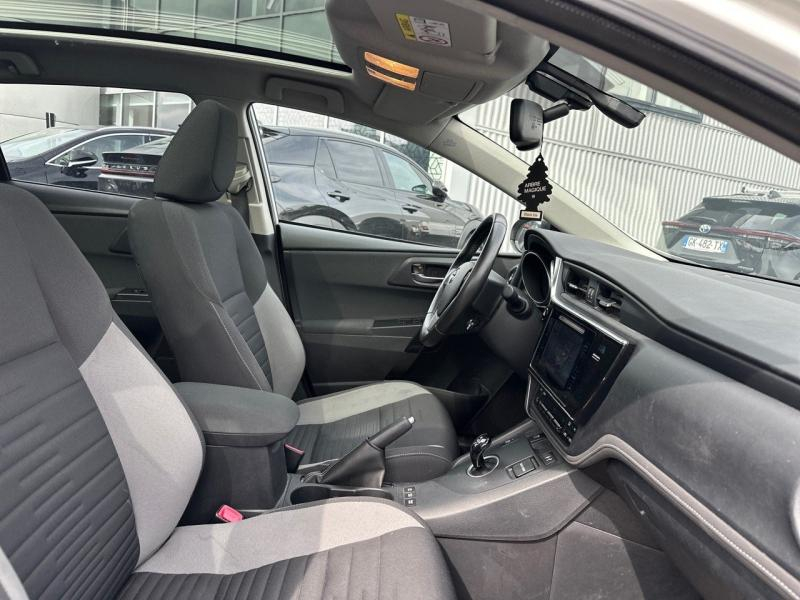 TOYOTA Auris d’occasion à vendre à AUBIÈRE chez ARVERNE (Photo 6)