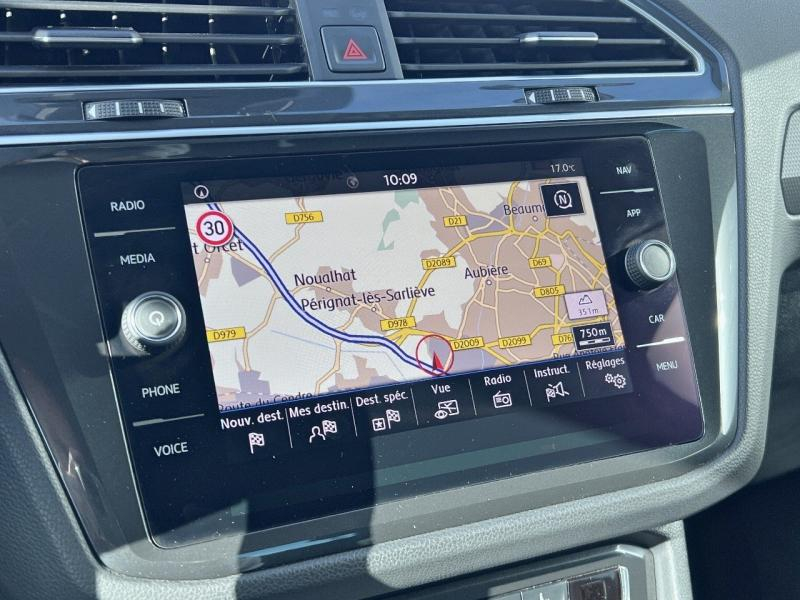 agency.seo.links.detann.title VOLKSWAGEN Tiguan d’occasion à vendre à AUBIÈRE chez ARVERNE (Photo 15)