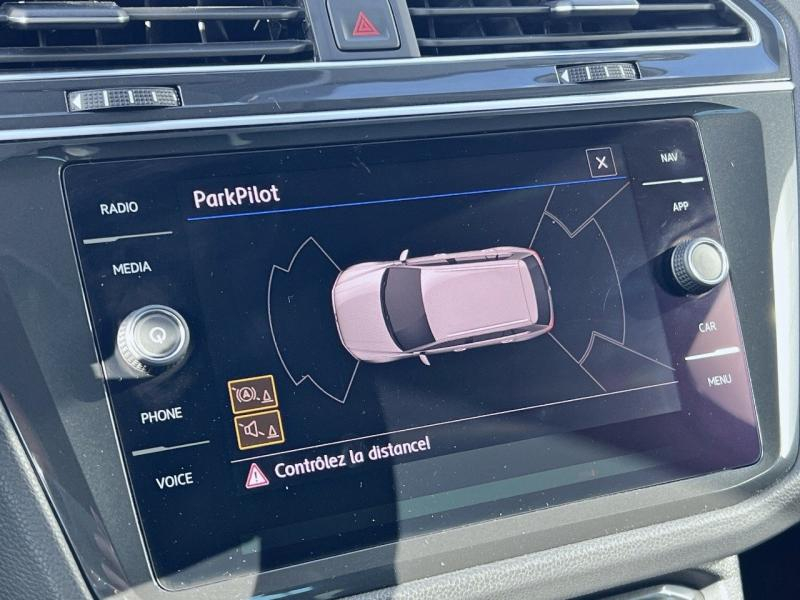 agency.seo.links.detann.title VOLKSWAGEN Tiguan d’occasion à vendre à AUBIÈRE chez ARVERNE (Photo 18)