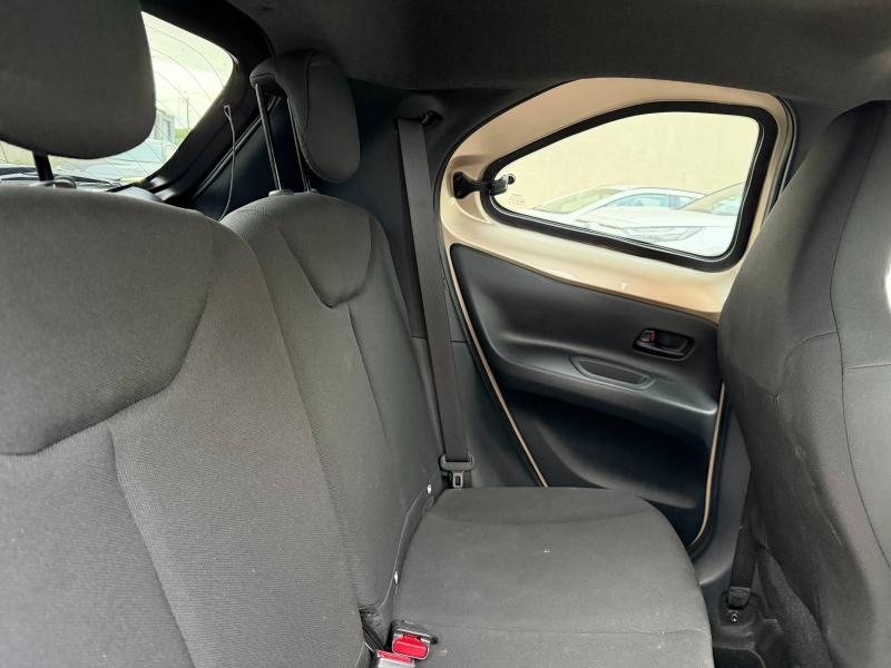 TOYOTA Aygo X d’occasion à vendre à AUBIÈRE chez ARVERNE (Photo 14)