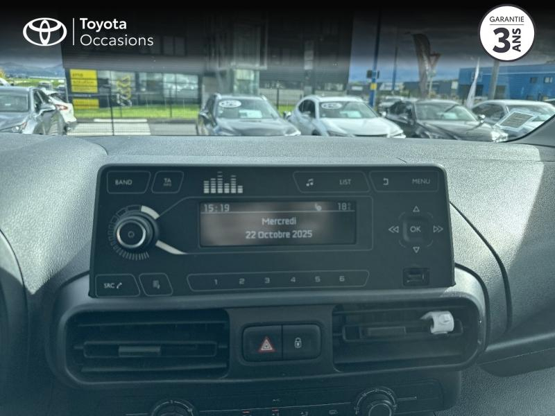 agency.seo.links.detann.title TOYOTA ProAce City VUL d’occasion à vendre à AUBIÈRE chez ARVERNE (Photo 15)