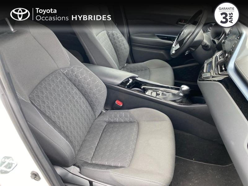 TOYOTA C-HR d’occasion à vendre à AUBIÈRE chez ARVERNE (Photo 6)