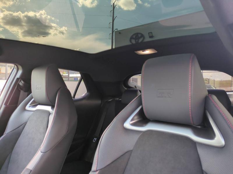 TOYOTA C-HR d’occasion à vendre à AUBIÈRE chez ARVERNE (Photo 15)