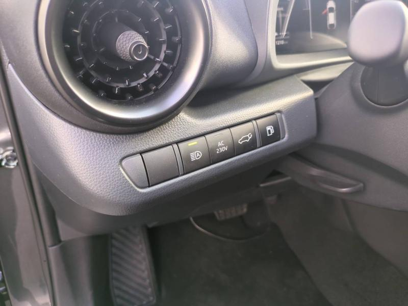 TOYOTA C-HR d’occasion à vendre à AUBIÈRE chez ARVERNE (Photo 19)