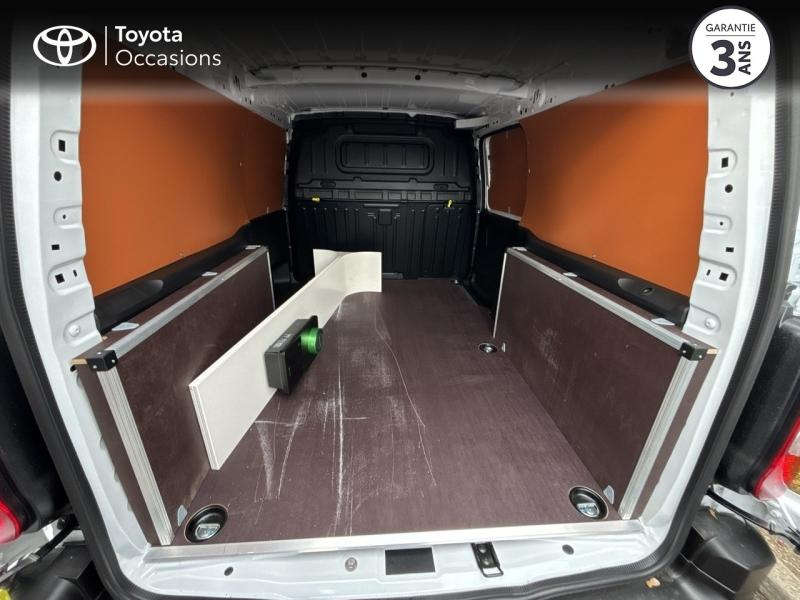 TOYOTA ProAce City VUL d’occasion à vendre à AUBIÈRE chez ARVERNE (Photo 10)