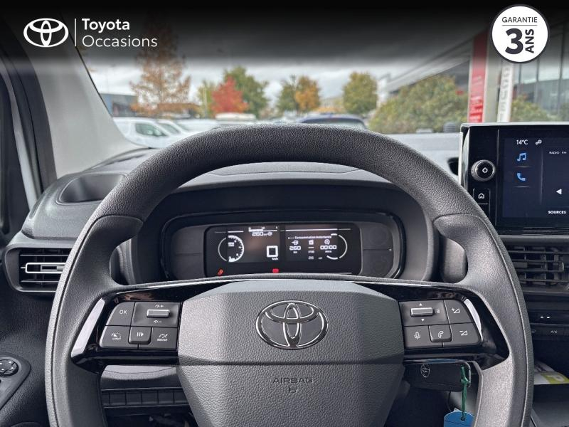 TOYOTA ProAce City VUL d’occasion à vendre à AUBIÈRE chez ARVERNE (Photo 13)