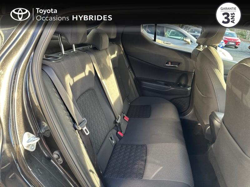 TOYOTA C-HR d’occasion à vendre à AUBIÈRE chez ARVERNE (Photo 7)