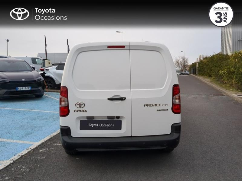 TOYOTA ProAce City VUL d’occasion à vendre à AUBIÈRE chez ARVERNE (Photo 4)