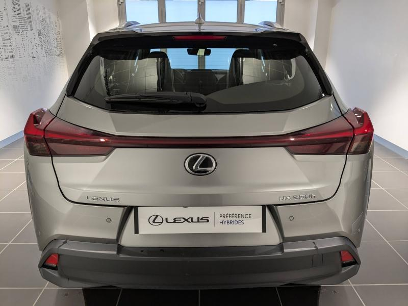 LEXUS UX d’occasion à vendre à AUBIÈRE chez ARVERNE (Photo 15)