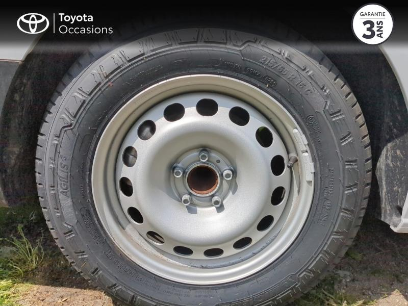 TOYOTA ProAce Combi d’occasion à vendre à AUBIÈRE chez ARVERNE (Photo 16)