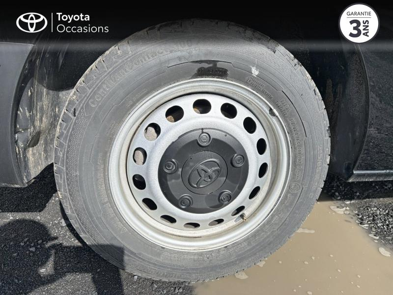 TOYOTA ProAce Combi d’occasion à vendre à AUBIÈRE chez ARVERNE (Photo 16)